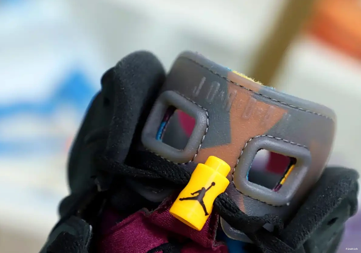 JORDAN AIR BORDEAUX RETRO 6 0617